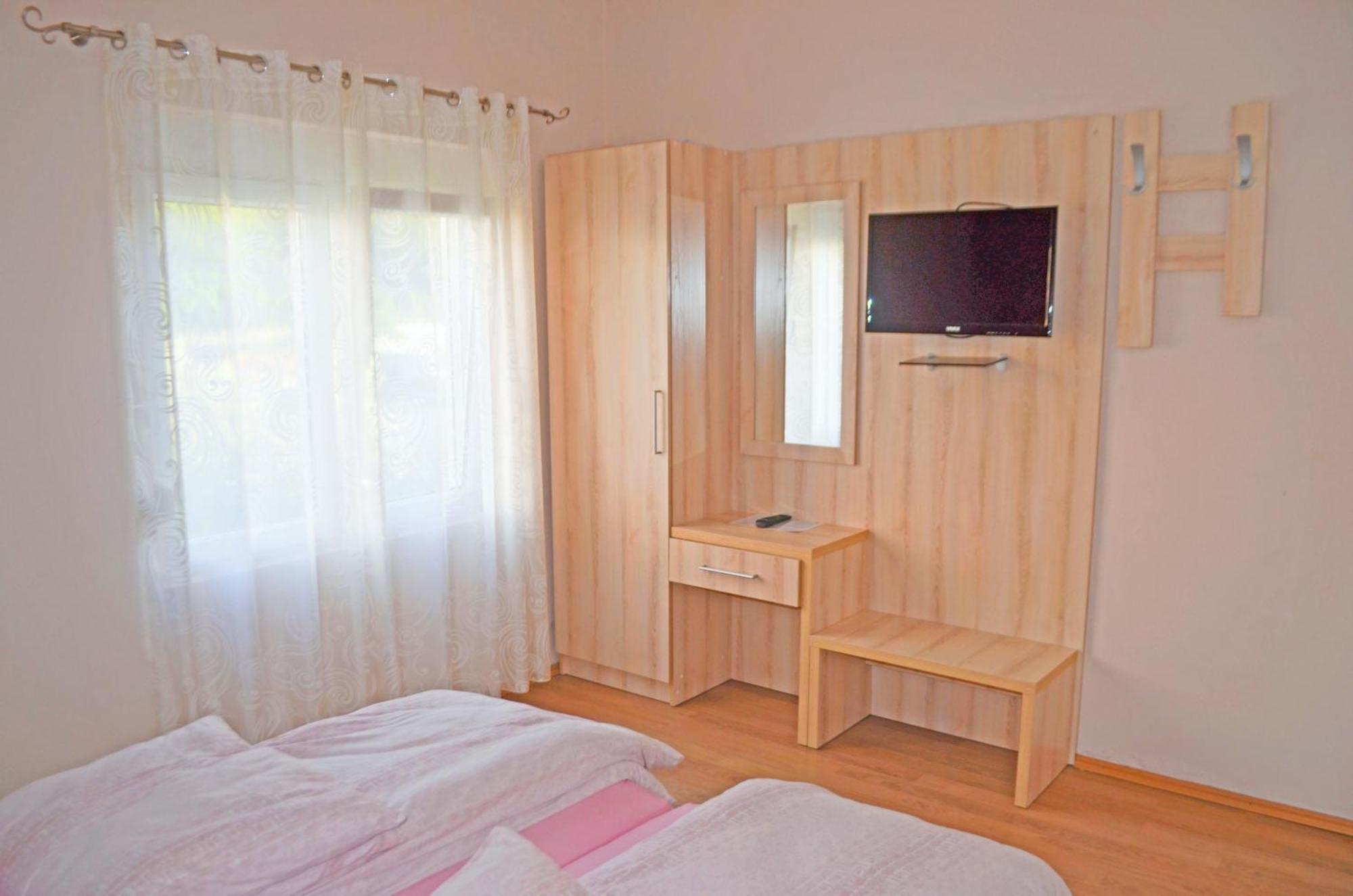 ホテル La Hacienda ウルツィニ 部屋 写真